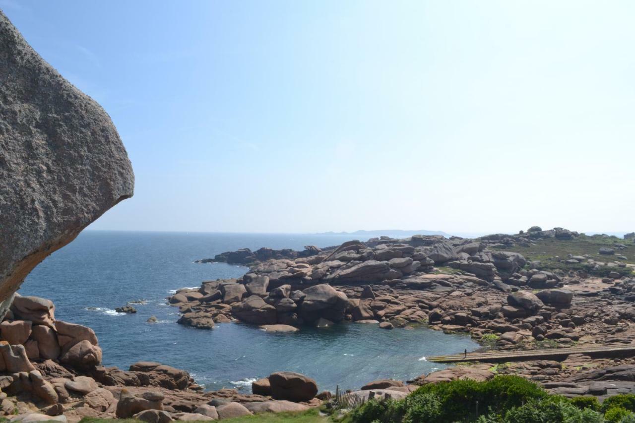 Gite Du Port Sur La Presqu'Ile De Lézardrieux Exteriör bild